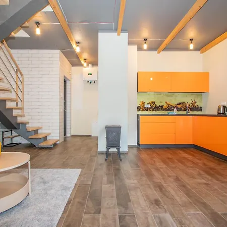 Homemaker Apartment, By Cohost Apartament *