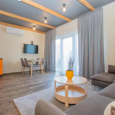 Апартаменты Homemaker Apartment, By Cohost Паланга