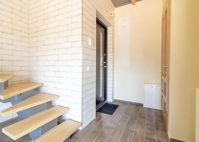 Homemaker Apartment, By Cohost Połąga