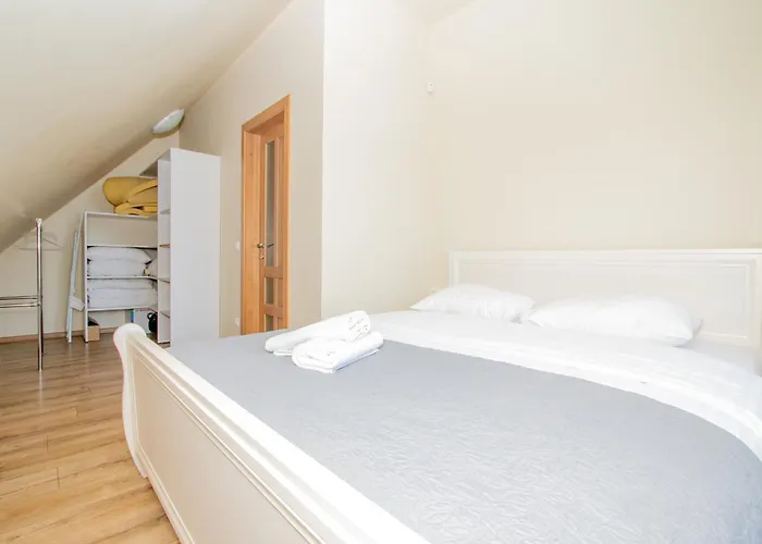 Homemaker Apartment, By Cohost Apartament Połąga